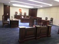 法院审讯桌椅
